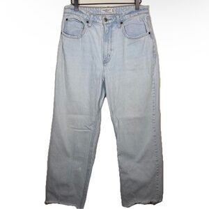 Abercrombie & Fitch 90s Relaxed Jean High Rise Curve Love Size 30/10R Light Wash